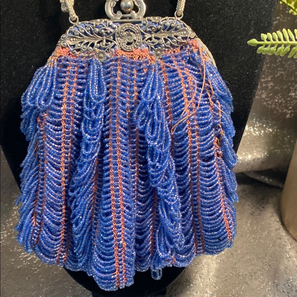 Elegant Blue Beaded Evening Bag